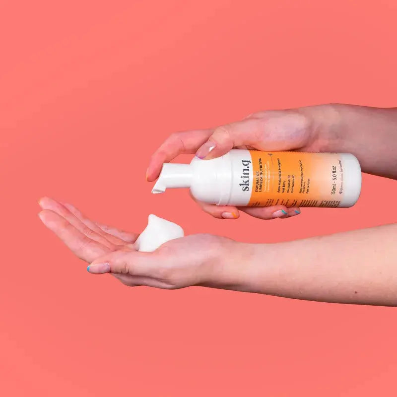 Skin.q Mousse Nettoyante Nourrissante