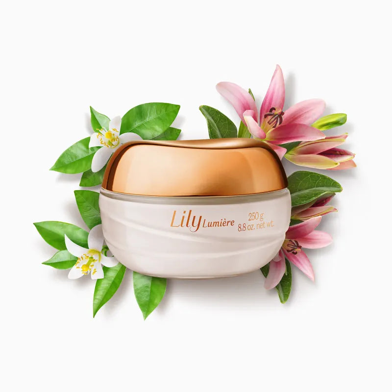 Crème hydratante satinée Lily Lumière, 250 g